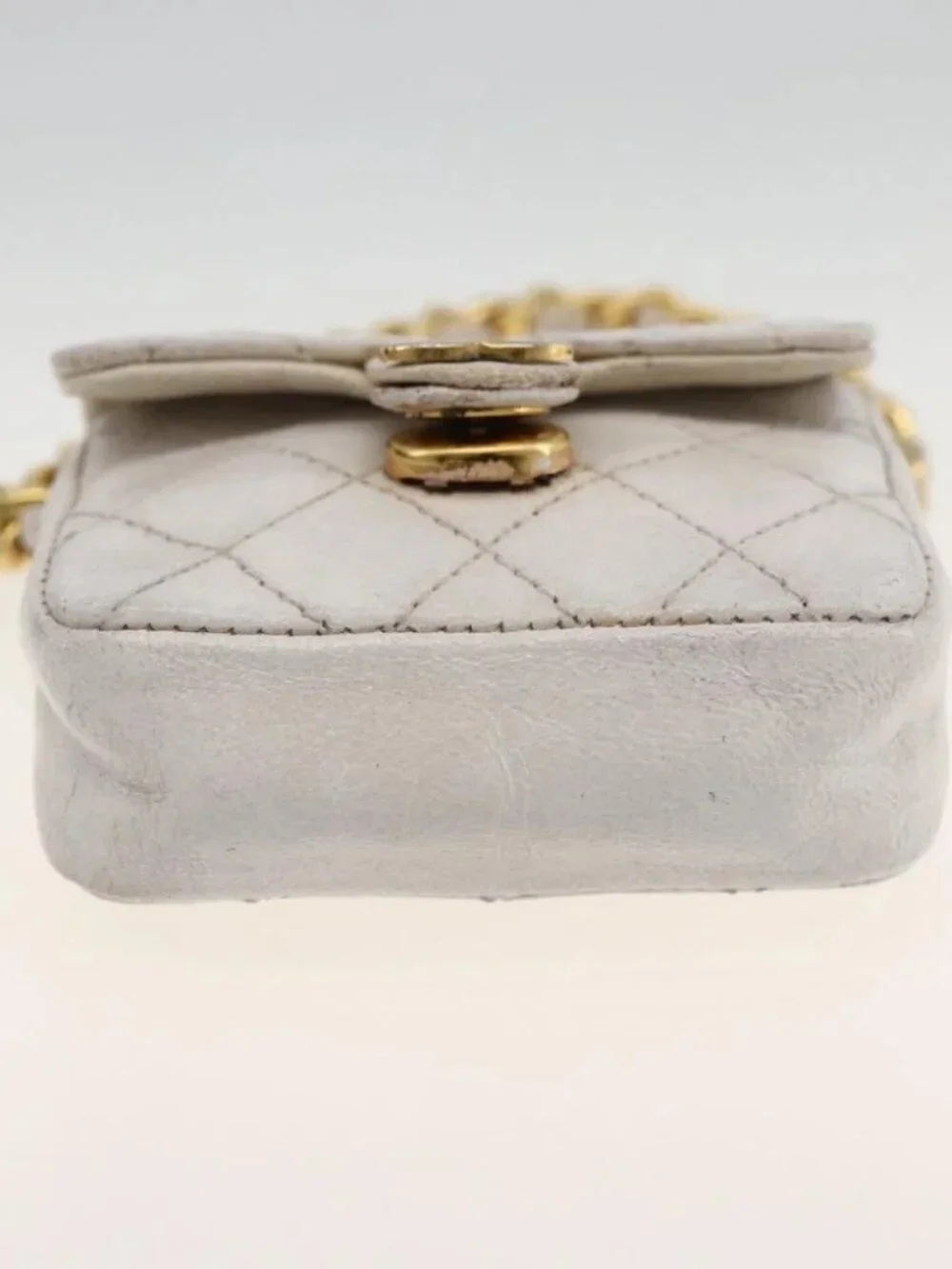 CHANEL Minimini Matelasse 7 Pouch Leather White Gold CC Auth LNZ849